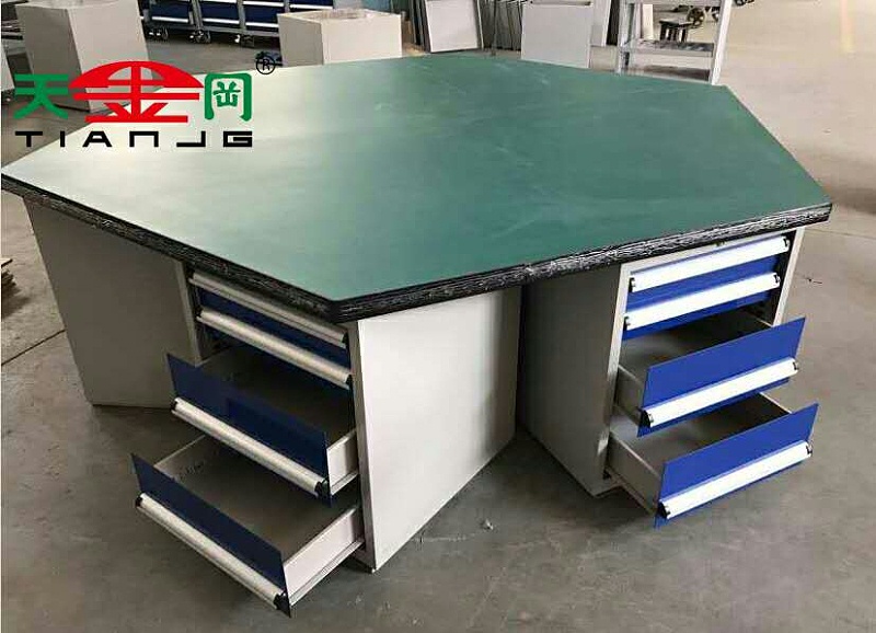 六邊形鉗工工作臺(tái)廠家
