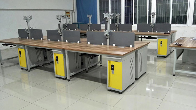 挑選鉗工桌廠家時，這些問題你已經忽視了嗎？【天金岡】