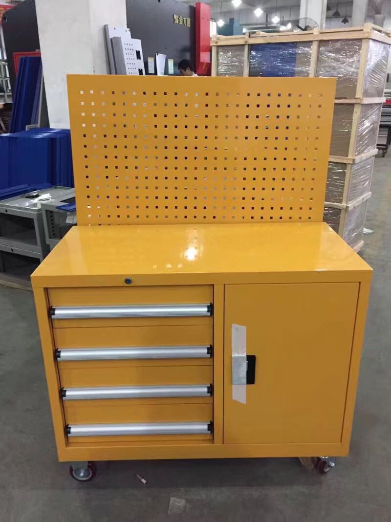 機(jī)械配件重型工具車廠家