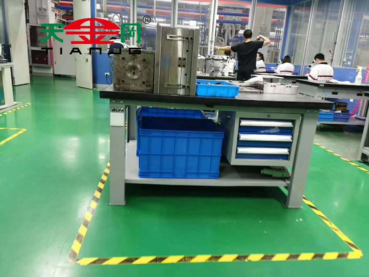 常州鉗工工作臺(tái)廠家