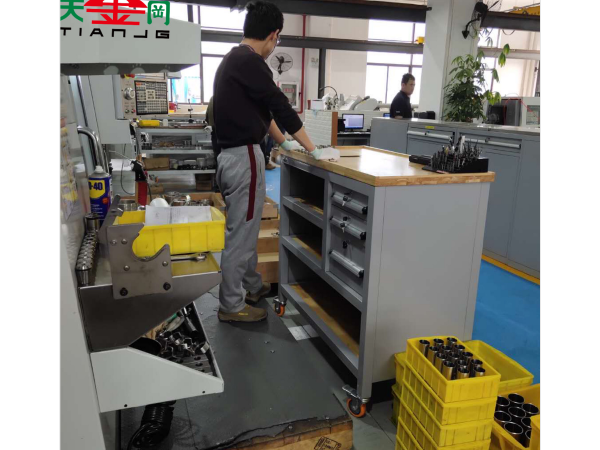 南通工具柜哪家好，潛心研發，用心制造【天金岡】