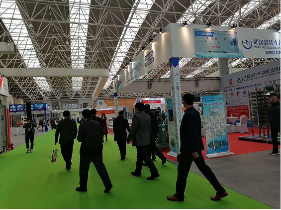 昆山市政府領(lǐng)導(dǎo)蒞臨物流展現(xiàn)場考察